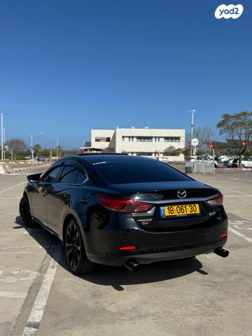 מודעת רכב מאזדה 6