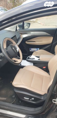 מודעת רכב ג׳ילי Geometry C