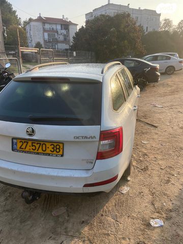 סקודה אוקטביה 