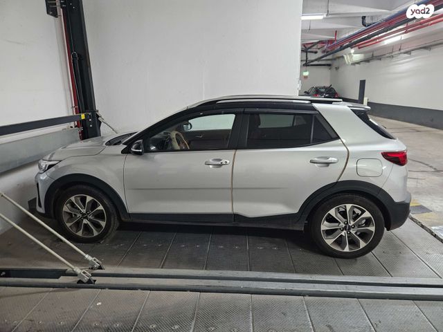 מודעת רכב קיה סטוניק