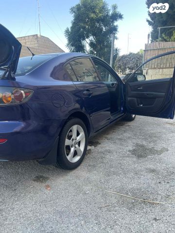 מודעת רכב מאזדה 3