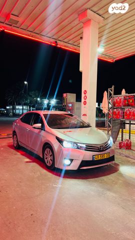 טויוטה קורולה