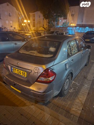 ניסאן טידה