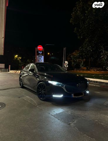 מודעת רכב מאזדה 3