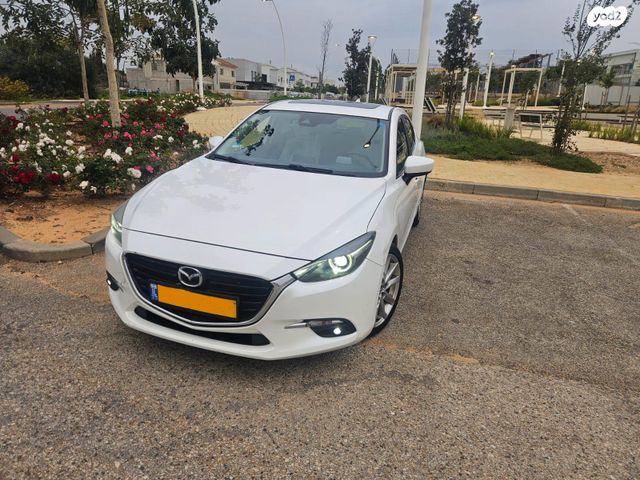 מודעת רכב מאזדה 3