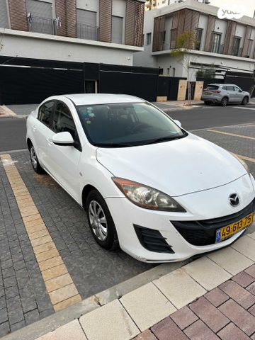 מאזדה 3