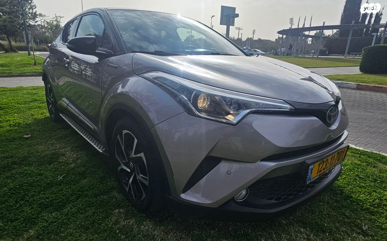 טויוטה C-HR