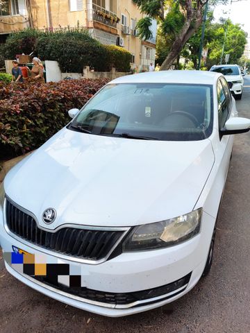 מודעת רכב סקודה ראפיד