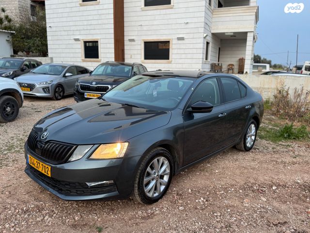 סקודה אוקטביה