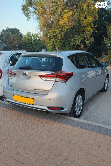 מודעת רכב טויוטה אוריס