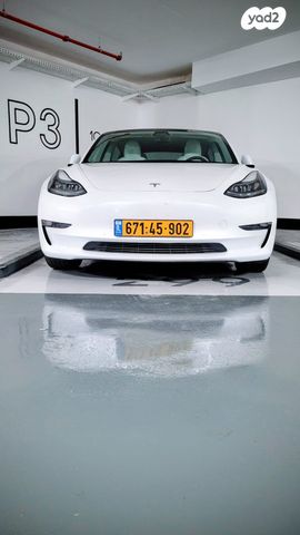 מודעת רכב טסלה מודל 3