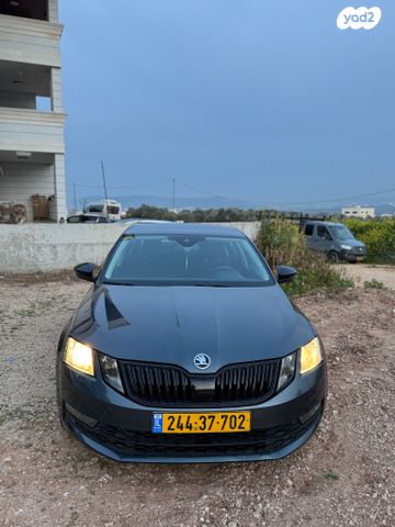 סקודה אוקטביה