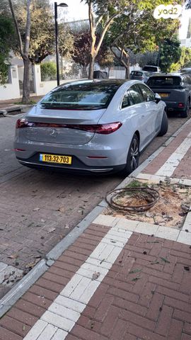 מודעת רכב מרצדס-בנץ EQE