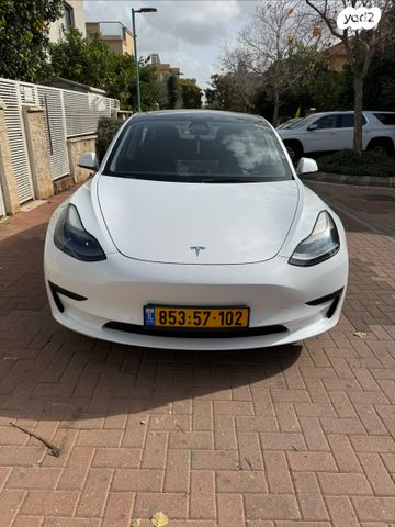 מודעת רכב טסלה מודל 3