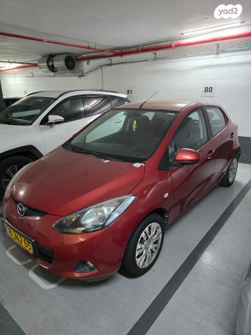 מודעת רכב מאזדה 2