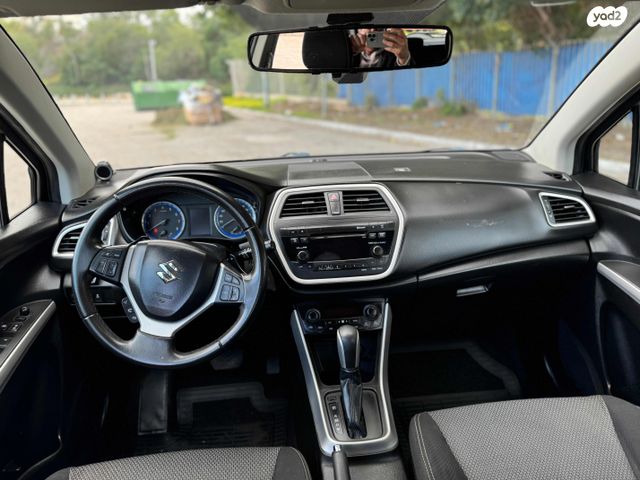 סוזוקי קרוסאובר