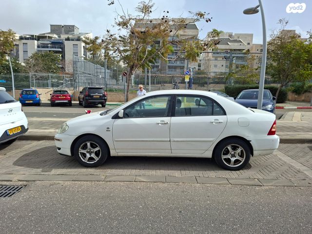 טויוטה קורולה