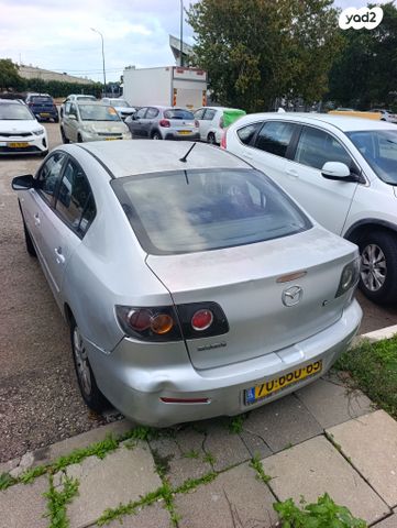 מאזדה 3