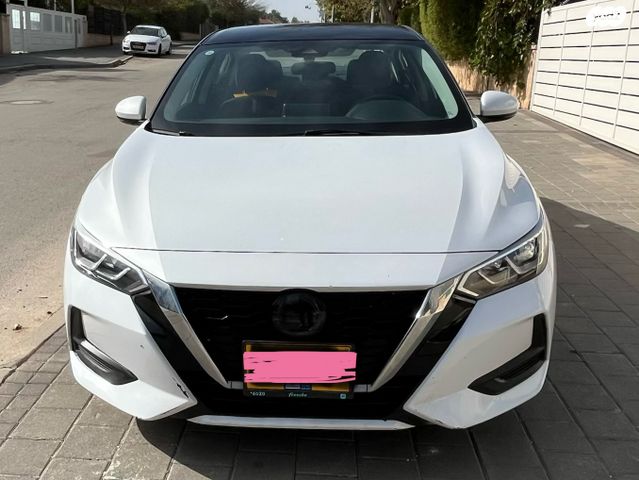 ניסאן סנטרה