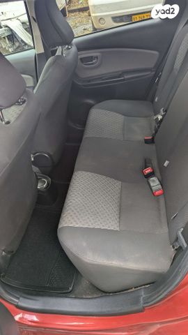 טויוטה יאריס