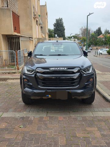 מודעת רכב איסוזו די-מקס