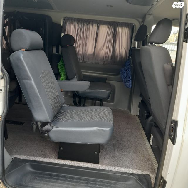 מודעת רכב פולקסווגן טרנספורטר