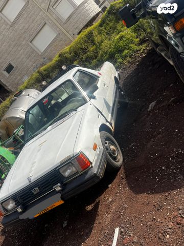 סובארו טנדר (בראט)