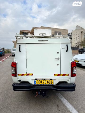 מיצובישי טרייטון / L200