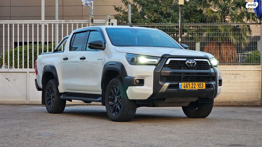 טויוטה היילקס