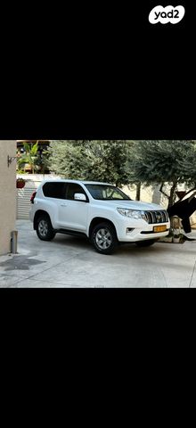 טויוטה לנד קרוזר