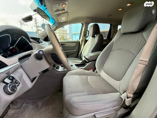 שברולט טראוורס