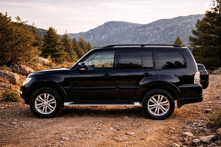 מיצובישי פג'רו