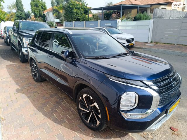 מיצובישי אאוטלנדר