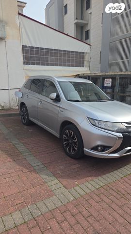 מודעת רכב מיצובישי אאוטלנדר