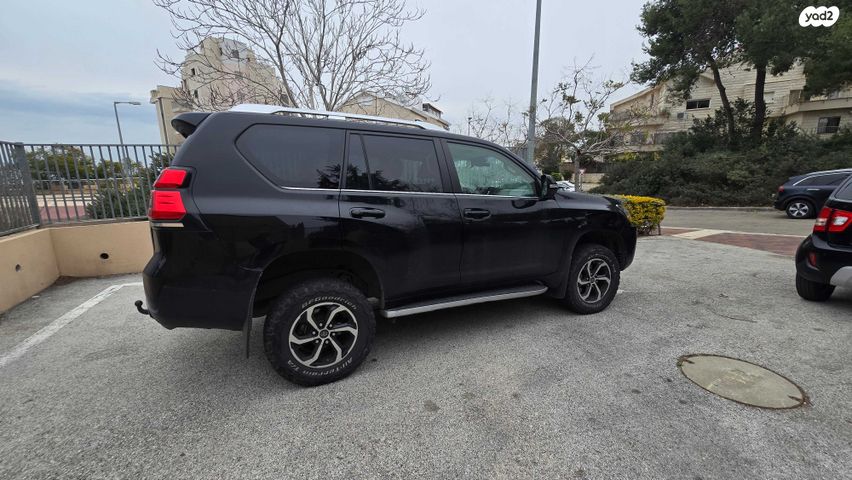 מודעת רכב טויוטה לנד קרוזר