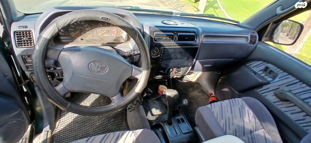 מודעת רכב טויוטה לנד קרוזר