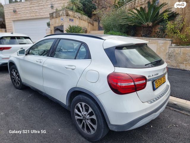 מרצדס-בנץ GLA