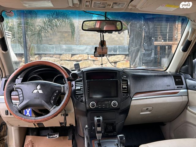 מיצובישי פג'רו