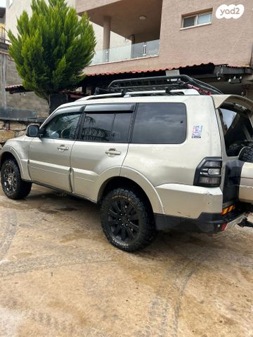 מיצובישי פג'רו