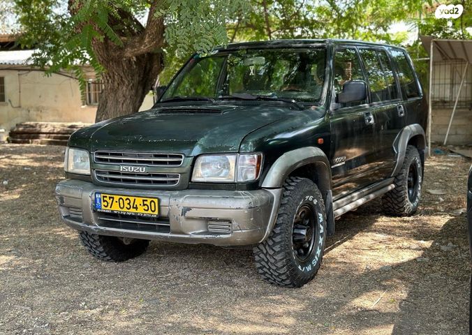 מודעת רכב איסוזו טרופר