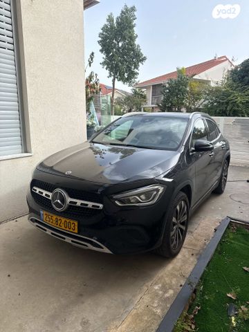 מרצדס-בנץ GLA