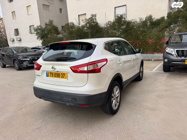 ניסאן קשקאי