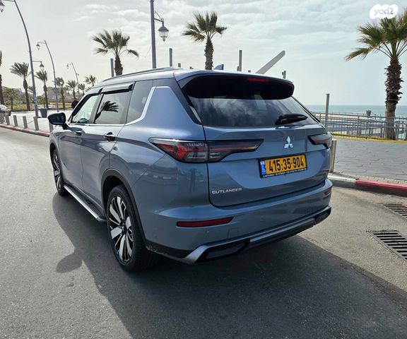 מיצובישי אאוטלנדר