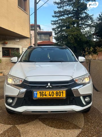 מודעת רכב מיצובישי ASX