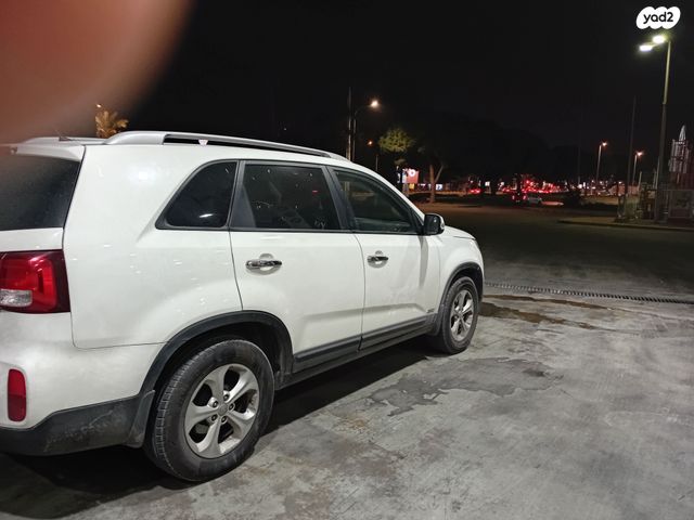 מודעת רכב קיה סורנטו