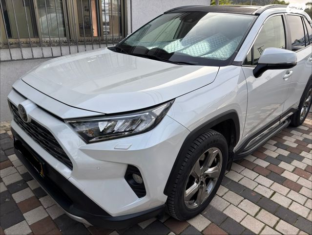 מודעת רכב טויוטה RAV4