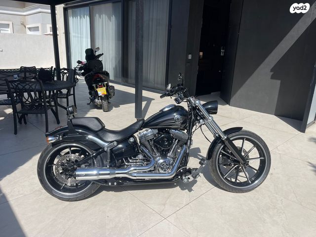 הרלי דיווידסון ברייקאאוט 103