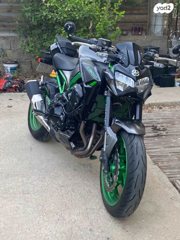 מודעת רכב קאוואסאקי Z900