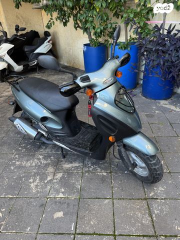 מודעת רכב קימקו טופ בוי 50