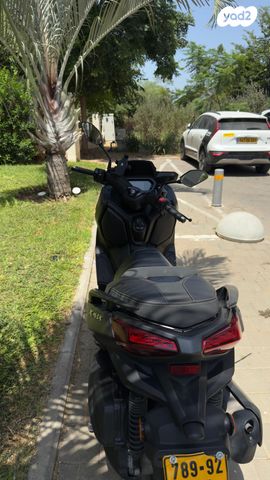 ימאהה X-MAX 300